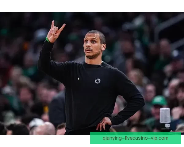 马祖拉批评最佳教练奖评选愚蠢强调功劳应归球员和工作人员